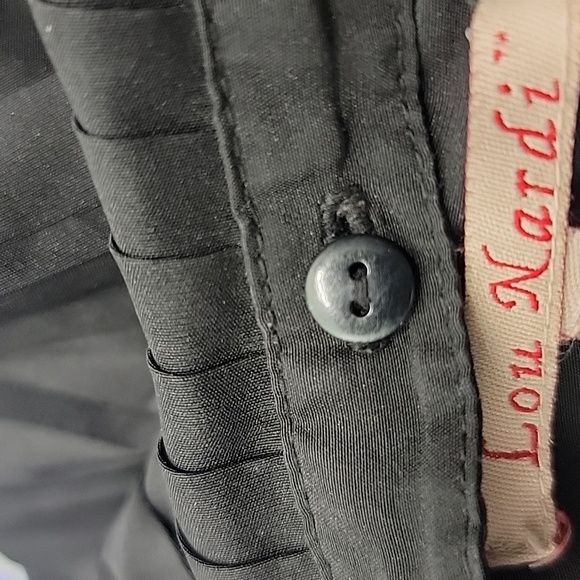 Lou Nardi Black Detachable Ruffle Trim Elegant Flowy Coat - Picture 14 of 15